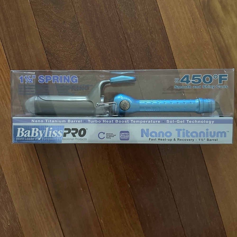 NWT BaBylissPRO Nano Titanium Curling Iron